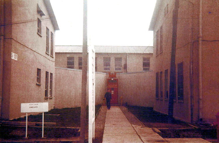 Bill Leschuk photo, rear entrance, Company D