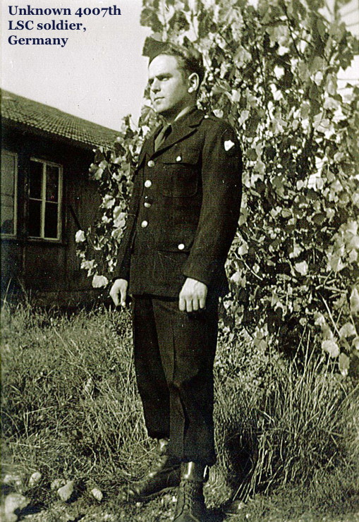 W. Rechul photograph, 1945-1947